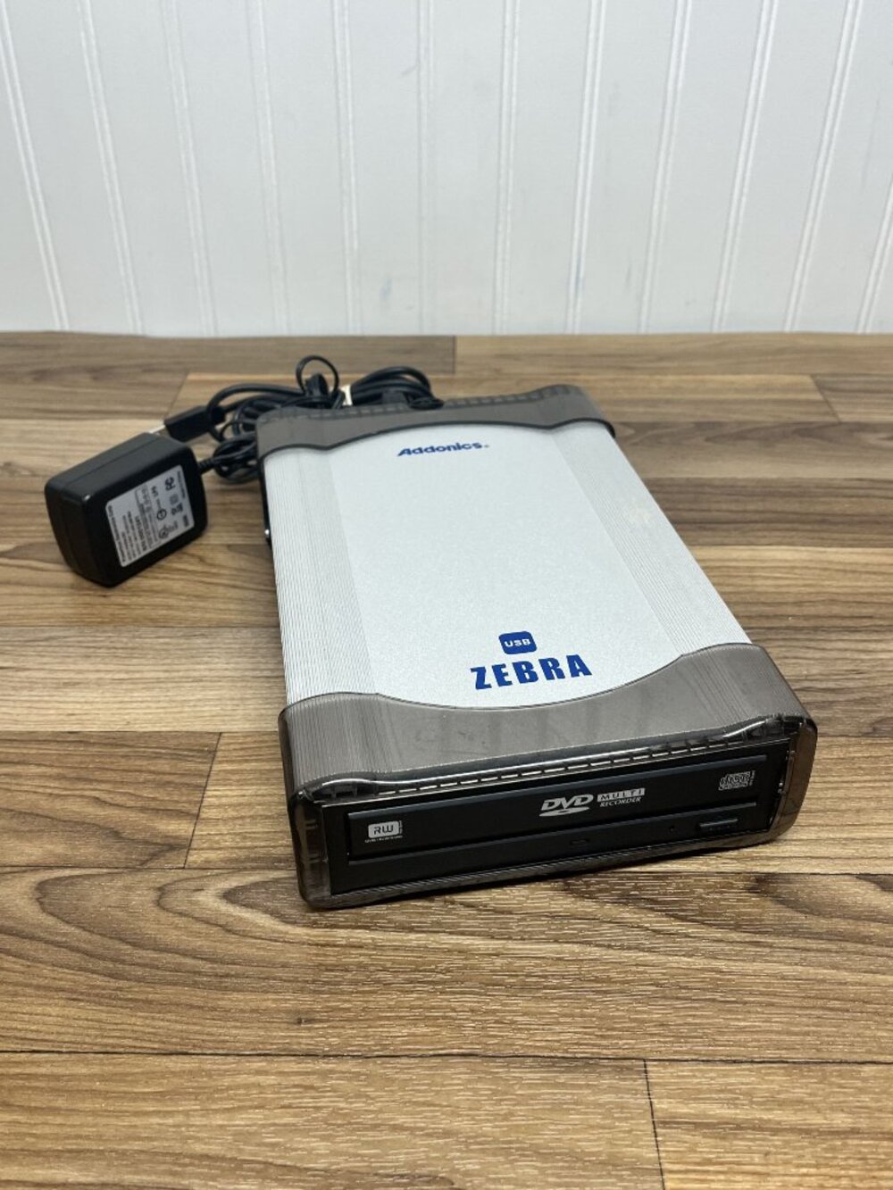 Addonics Zebra Aluminum 5.25” External Enclosure USB 2.0 and FireWire for IDE HD